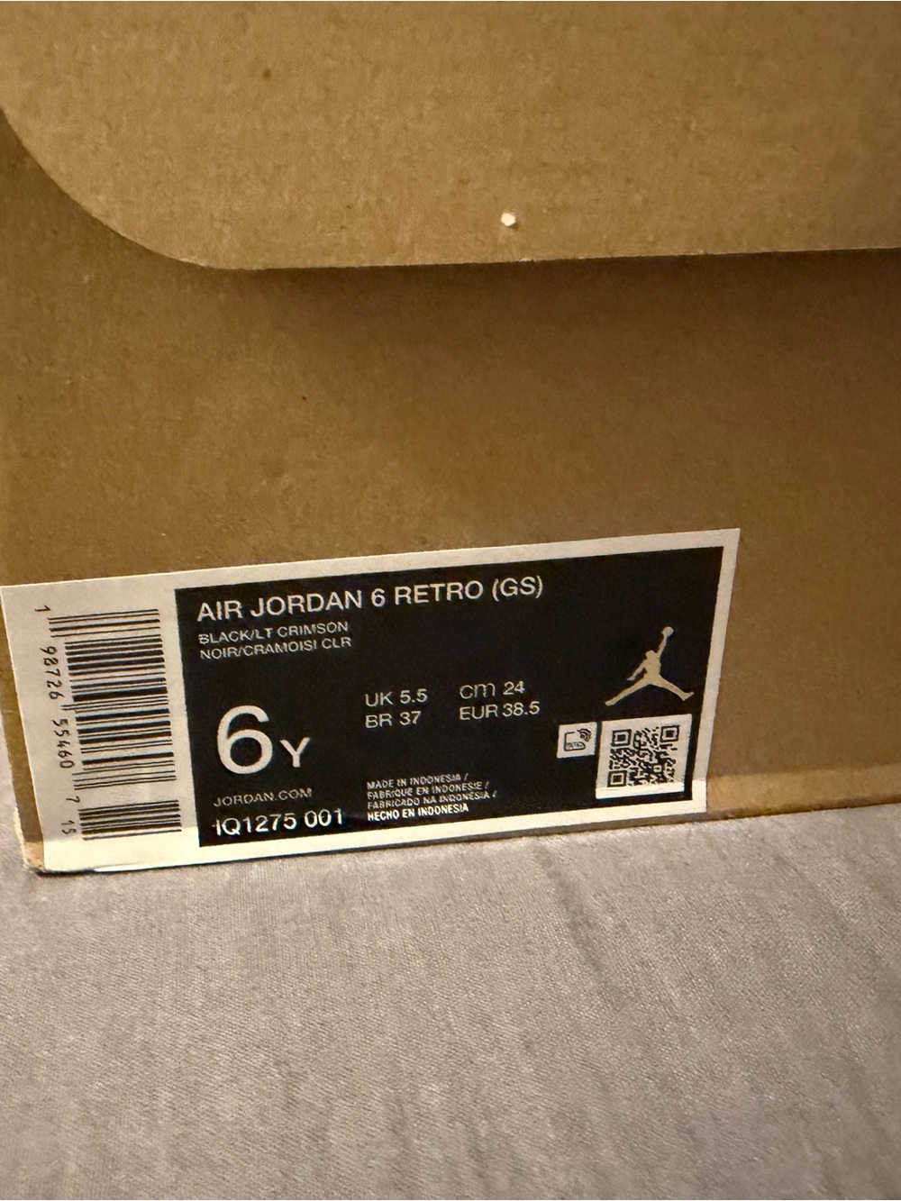 Jordan Air Jordan 6 Retro Box Label in Black and Light Crimson